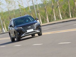 亚洲AV国产SUV、亚洲 AV 国产 SUV：驾驶乐趣与激情的完美结合